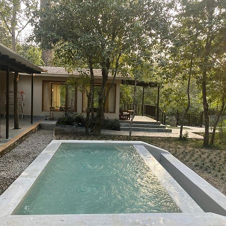 Saraca Resort & Spa Corbett Garjia Экстерьер фото