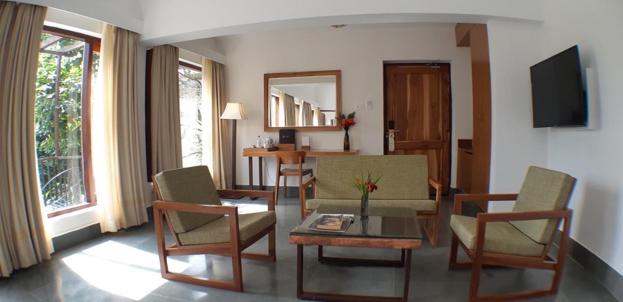 Saraca Resort & Spa Corbett Garjia Экстерьер фото