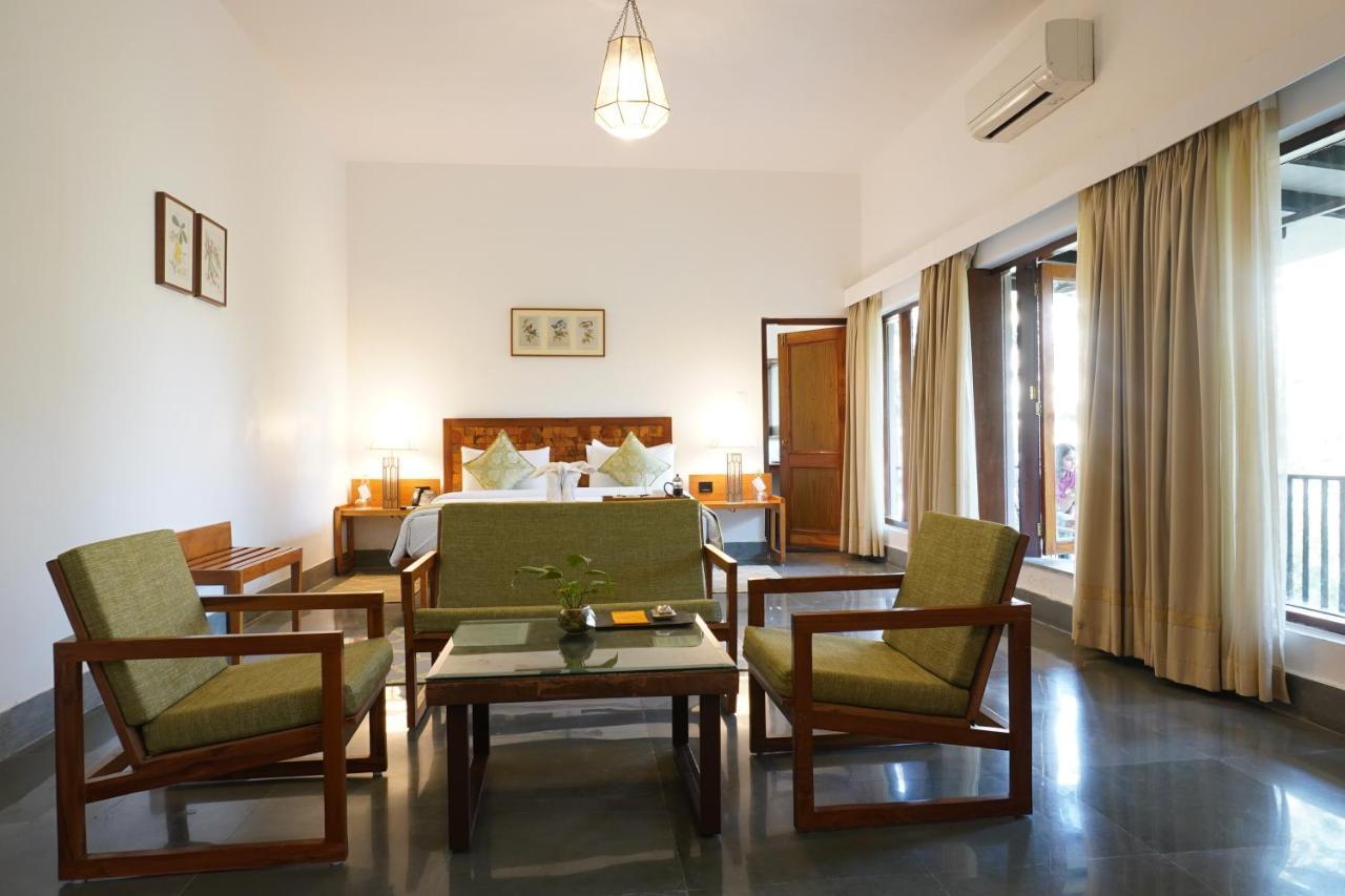 Saraca Resort & Spa Corbett Garjia Экстерьер фото